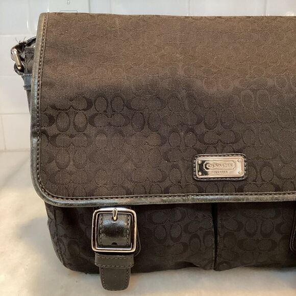 Coach Signature Logo Y2K Unisex Saddle Messenger Bag - Picture 2 of 16